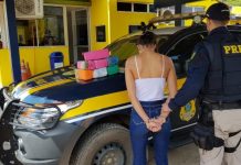 Jovem que tentava transportar drogas de Goiás ao Acre é presa pela PRF em RO