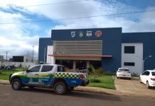 Após realizar programa e não receber, jovem se apossa de sacos de latinhas como pagamento