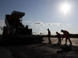 DER abre inscrições para contratação de operário, operador de máquinas e oficial de manutenção