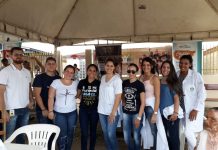 Acadêmicos de farmácia da Unesc participam de feira da saúde em Vilhena