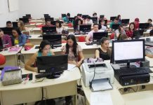 Acadêmicos da AVEC participam de curso prático de Imposto de renda