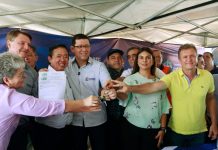 Entrega de maquinários e garantia de valorização dos servidores públicos fecham agenda do governador no Cone Sul