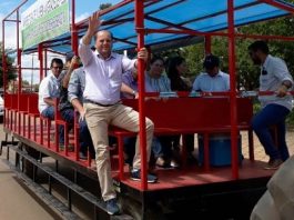 Cirone Deiró participa da entrega de títulos e equipamentos em Vilhena