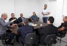 Ezequiel Neiva apoia projeto de lei que ajusta carreira de policiais e bombeiros militares