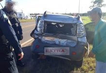 Caminhão bate em carro, foge do local e vítima pede ajuda para identificar motorista
