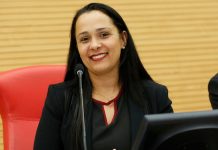 Com aprovação de projetos, Rosangela Donadon preside última sessão do semestre na ALE