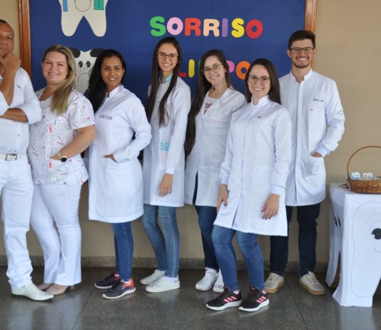 Professora desenvolve projeto de conscientização a saúde bucal em Vilhena