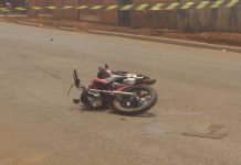 Motociclista sofre politraumatismo ao colidir com caminhonete na Avenida Rondônia