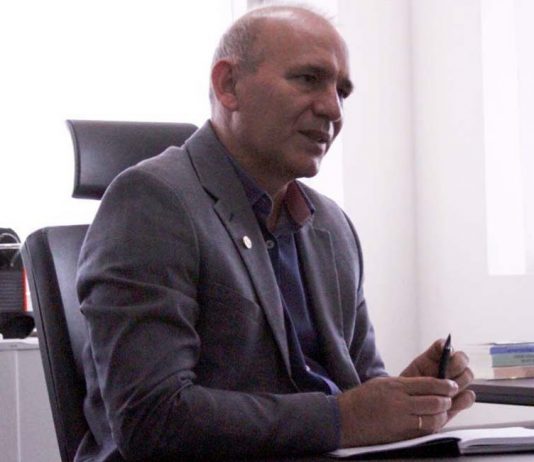 Ezequiel Neiva confirma emenda parlamentar para o projeto Musicando em Colorado