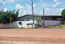 CHUPINGUAIA: escola é arrombada, alimentos são furtados e paredes pichadas com frases direcionadas a professores