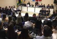 Fimca promove atividade com júri simulado por acadêmicos de direito em Vilhena