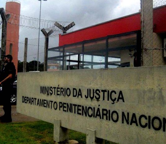 Mais 10 integrantes do PCC são transferidos de SP para Penitenciária Federal de Porto Velho