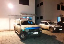 Mulheres em bicicletas usando tornozeleira eletrônica furtam celular no setor 19 em Vilhena