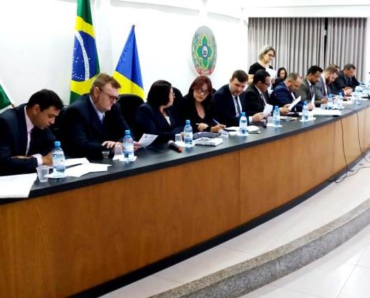 DALILA DONADON: projeto é rejeitado e Câmara de Vilhena mantém nome de escola em homenagem a professora vítima de trágico acidente