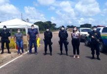 Em cumprimento a decreto, PM e Saúde fiscalizam entrada de turistas em Pimenteiras