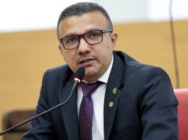 Alex Silva propõe projeto que reduz mensalidades de escolas privadas durante pandemia do coronavírus