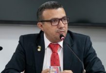 Alex Silva tem projeto de disponibilização gratuita a sites, redes sociais e streaming para clientes de internet móvel aprovado na ALE