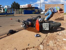 Funcionário do JBS sofre fratura na perna e fêmur ao se envolver em acidente em Vilhena