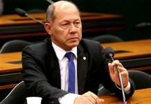 Coronel Chrisóstomo tem redes sociais invadidas durante live