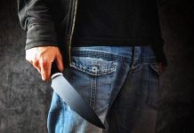 Bandido armado com faca aborda mulher para roubar bolsa em Vilhena