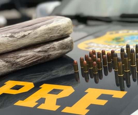 PRF apreende 2,15 Kg de maconha, 25 munições e 254 gramas de ouro ilegal