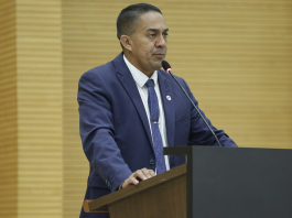 Eyder Brasil saúda candidatos eleitos e coloca seu gabinete à disposição