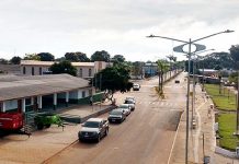 PIMENTEIRAS: prefeita e chefe de gabinete comentam exoneração de 42 comissionados e nova lista pode sair em breve