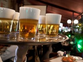 Novo decreto impede consumo de bebidas alcoólicas em restaurantes e churrascarias em Vilhena; empresário reclama: “agora piorou”