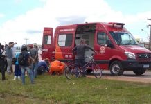 VÍDEO: motociclista bate em traseira de carro na BR-174 e é levado ao HR de Vilhena