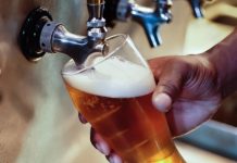 Para minimizar prejuízos, empresário prejudicado por decreto faz promoção de chopp em Vilhena: “retira e tchau”