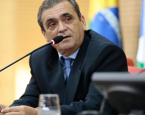 Chiquinho da Emater cobra agilidade no avanço das obras nas escolas de Rondônia