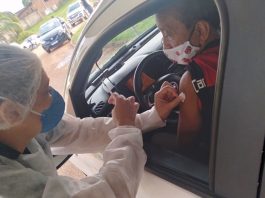 Pioneiro agradece prefeito e profissionais da saúde por vacinação em Colorado