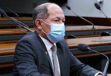 Aprovado projeto de Coronel Chrisóstomo que isenta idosos de taxas para renovação de CNH