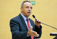 Lazinho da Fetagro defende a necessidade dos laticínios informarem o preço pago aos produtores antecipadamente