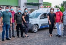 CACOAL: Fúria entrega ambulância fruto da própria emenda quando exercia o cargo de deputado estadual