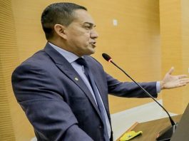 Projeto de Eyder Brasil para combate à violência contra mulher se torna lei