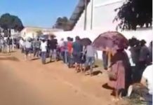 VÍDEO: falta de vacinas para segunda dose contra covid-19 gera reclamações e longas filas de idosos em Vilhena
