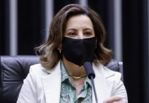 Câmara dos deputados aprova prorrogação do prazo de reembolso de passagens aéreas