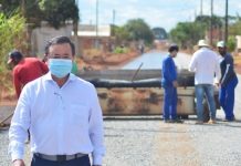 Em Vilhena, contrato com CEF é assinado e obras de asfalto devem começar neste ano em três bairros; veja ruas contempladas