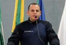 CACOAL: na Câmara, Policial Militar recebe Moção de Aplausos por salvar colega de farda em tiroteio com criminosos