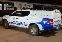 Bandidos armados invadem casa, amarram mulher e fogem com dinheiro e celular; polícia investiga