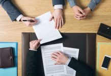 Aviso de licitação