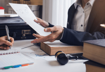 Aviso de licitação