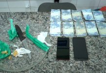 PM fecha o cerco, ponto de drogas é desmantelado e dois suspeitos vão parar na Delegacia