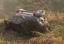 VÍDEO: carro capota na BR-435 entre Colorado e Cerejeiras e morador culpa falta de sinalização na via