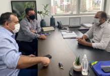 Recursos para recuperar estradas rurais estão na conta da prefeitura de Seringueiras, anuncia Cirone Deiró