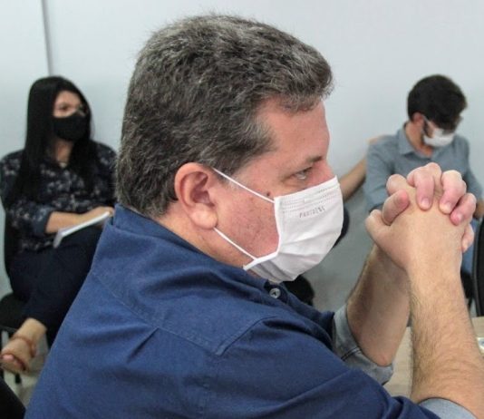 HEMODIÁLISE: sabatinado por vereadores, médico reafirma “explosão” de mortes por contaminação em Cacoal e alerta: “a situação é gravíssima”