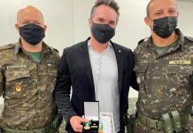 Promotor de Justiça recebe condecoração do Batalhão Ambiental pelos serviços prestados em Vilhena