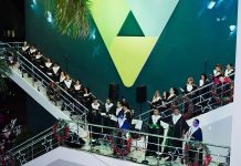 Cantata Sicoob Credisul encanta público com apresentações musicais e chegada do Papai Noel em Vilhena