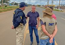 Após pedido da PRF, Goebel consegue junto ao governo matéria-prima para construção de quebra-molas na BR 364